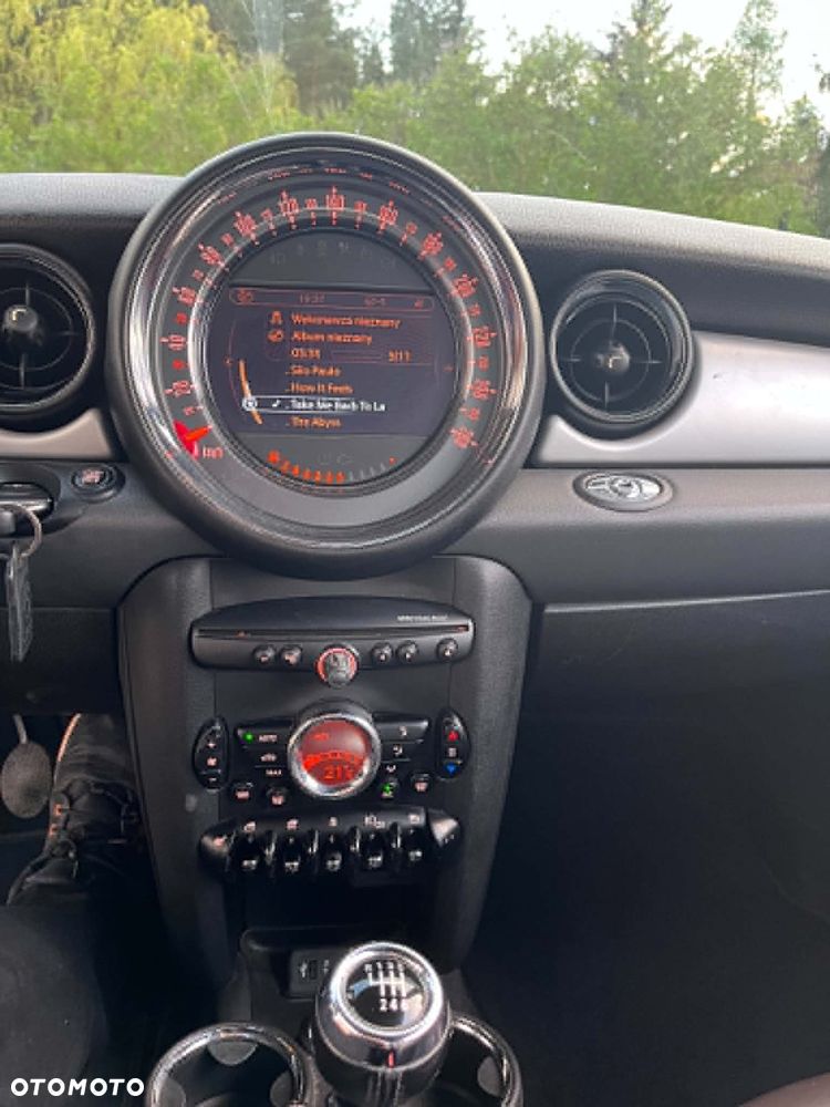 MINI Cooper Highgate - 10