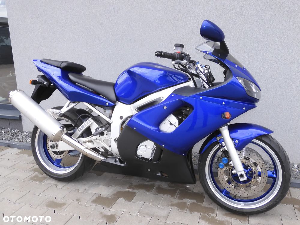 Yamaha R6 - 2