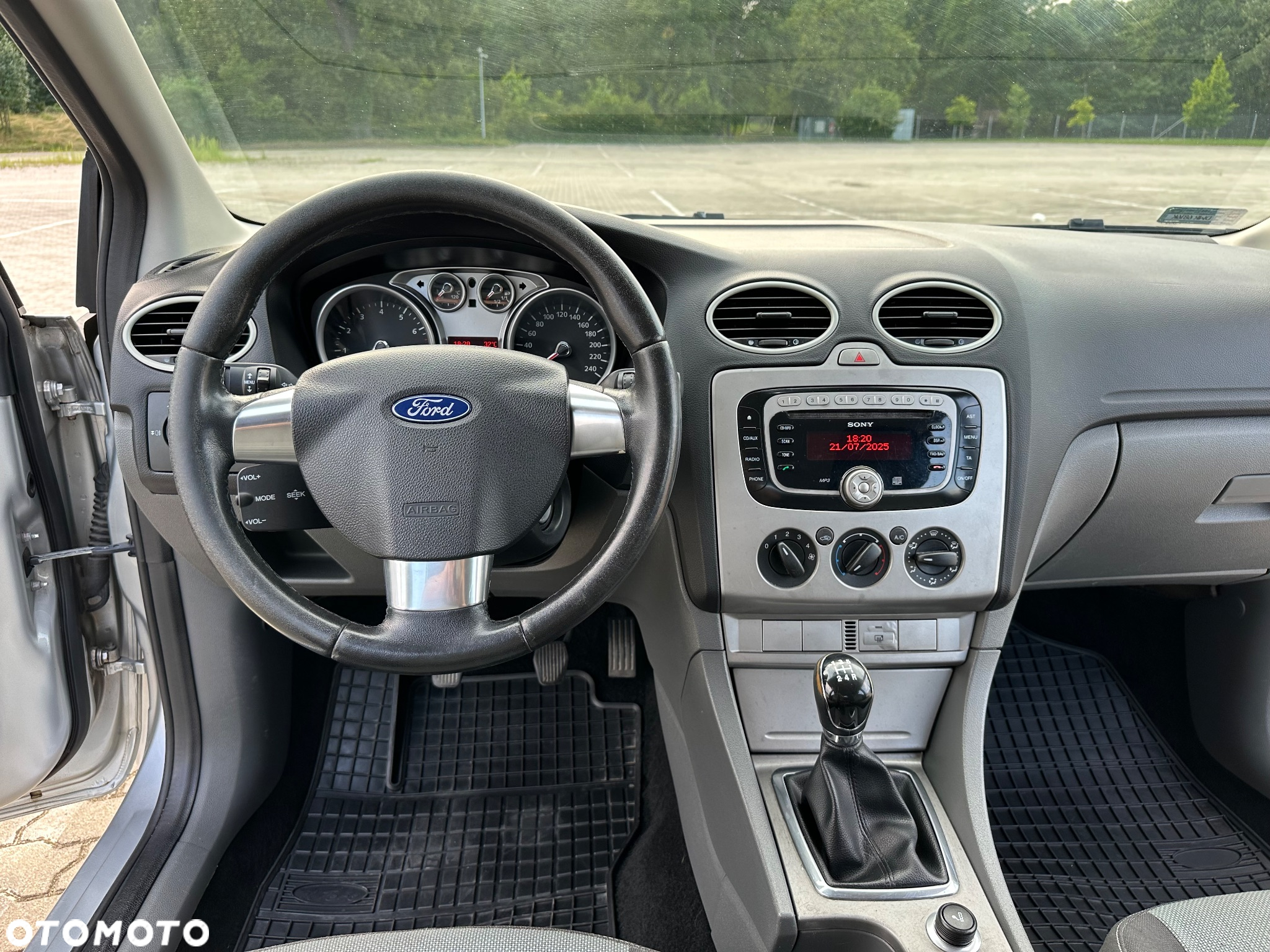 Ford Focus 1.6 Ti-VCT Trend - 11