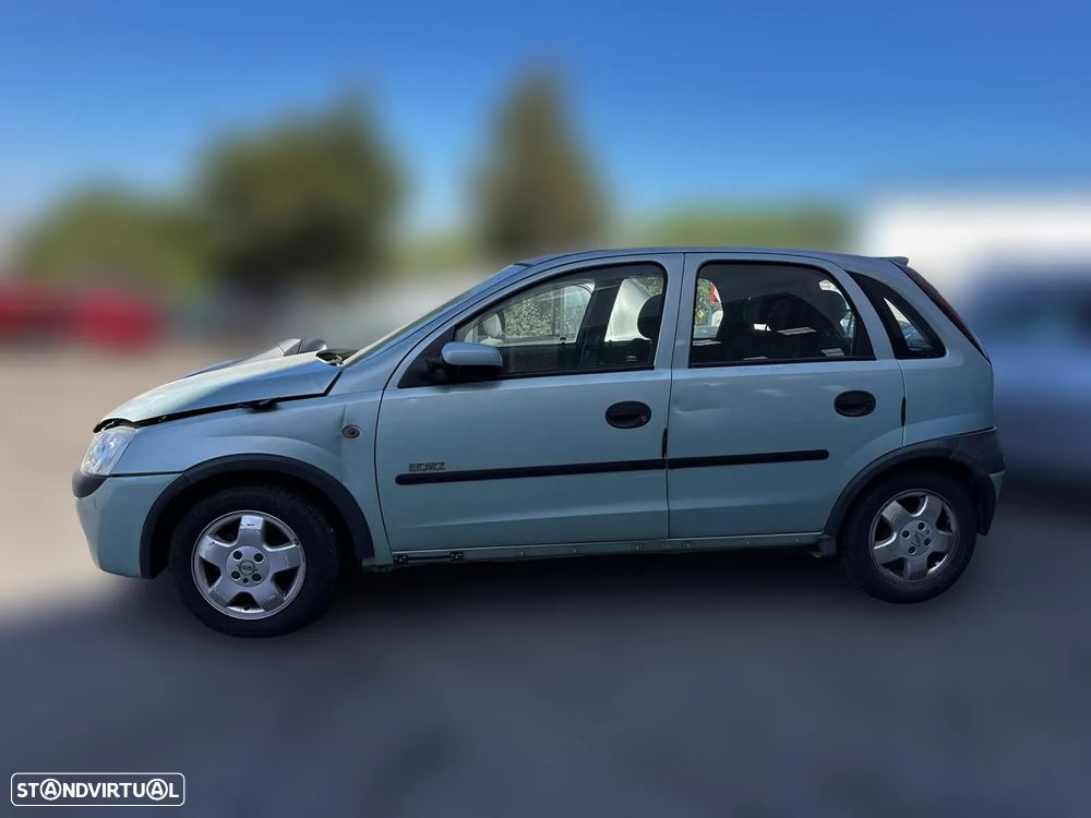 Opel Corsa C 1.2 de 2002 para peças - 4