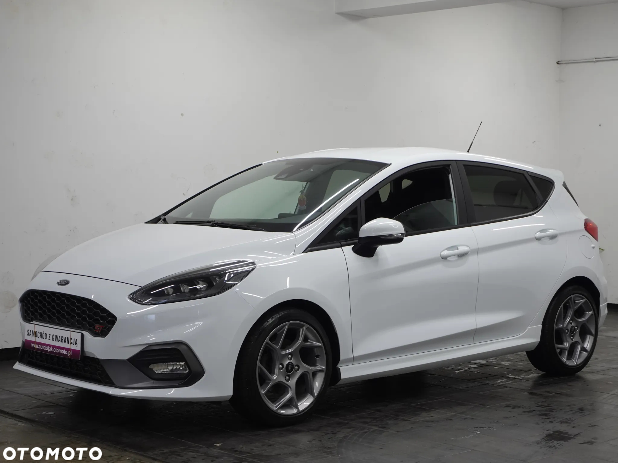 Ford Fiesta 1.5 EcoBoost S&S ST X - 4