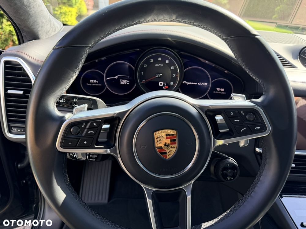 Porsche Cayenne GTS - 7