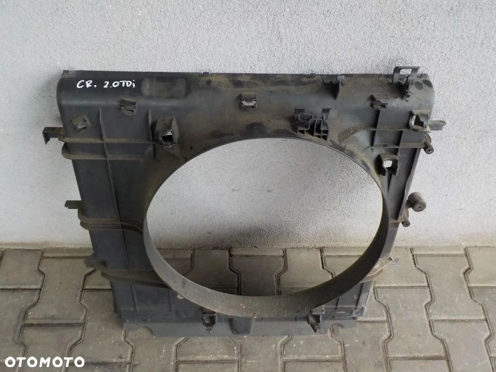 VW CRAFTER LIFT 2.0 TDI OSŁONA OBUDOWA CHŁODNICY WENTYLATORA - 2