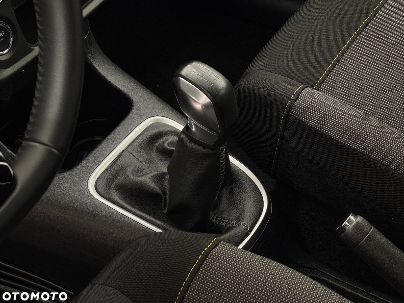 Citroën C3 1.2 PureTech Shine - 9
