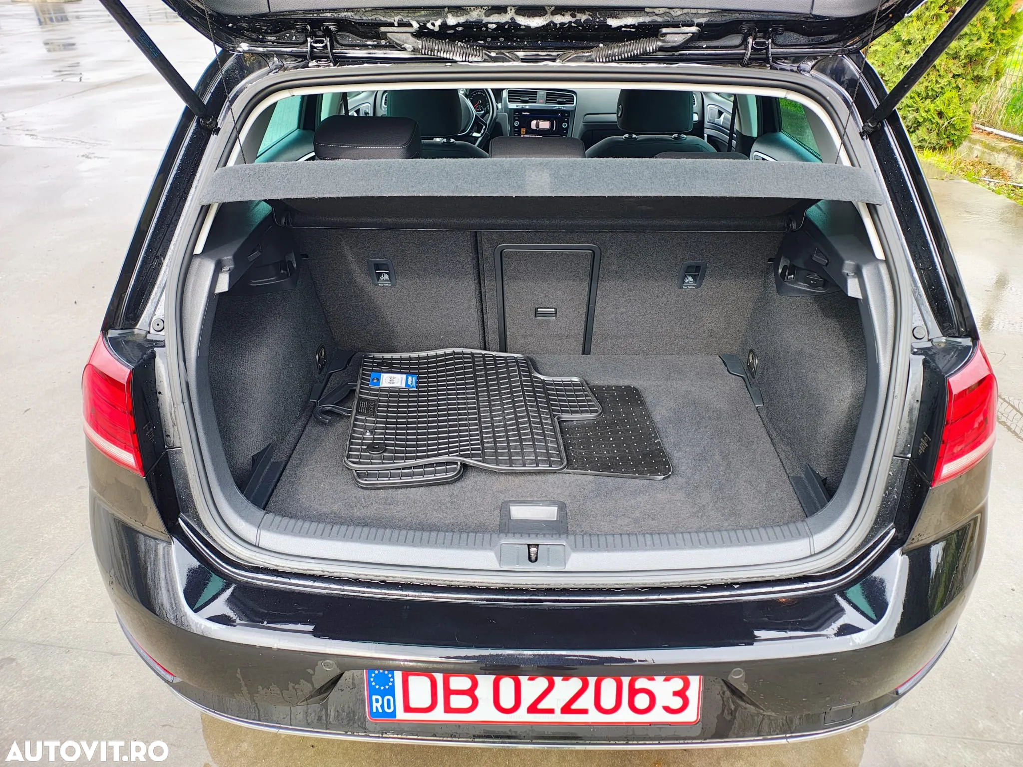 Volkswagen Golf 1.6 TDI Comfortline - 18