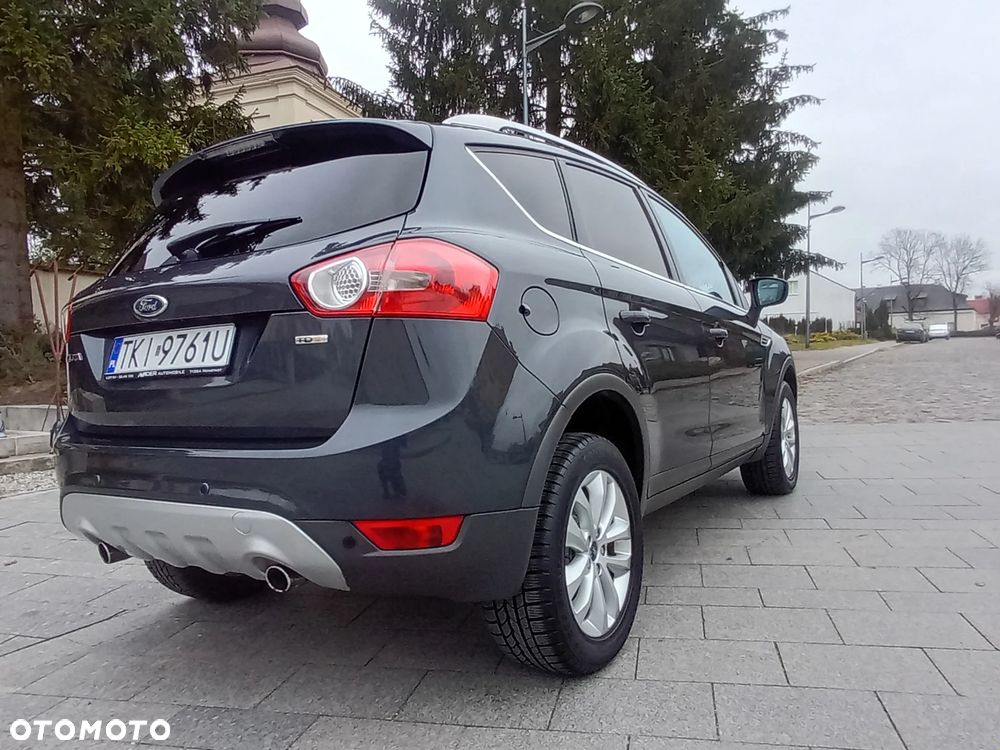 Ford Kuga 2.0 TDCi 2x4 Titanium - 13