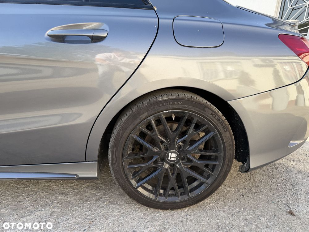 Mercedes-Benz CLA 250 AMG Line 7G-DCT - 8