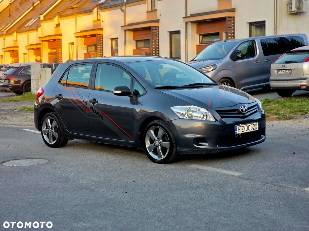Toyota Auris 1.4 D-4D Active - 12