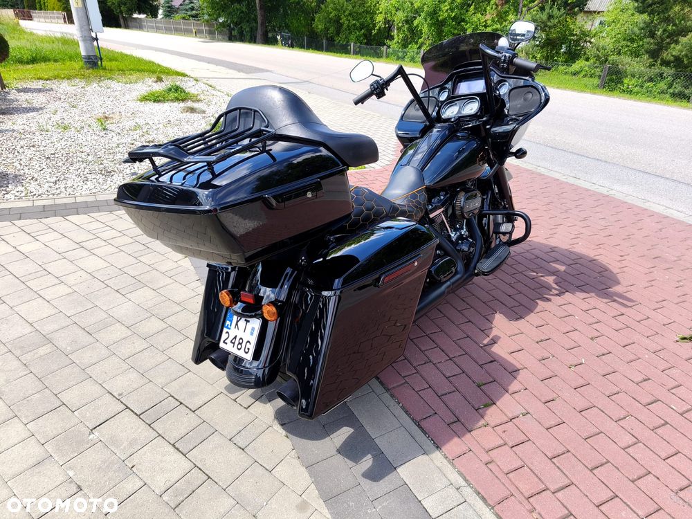 Harley-Davidson Touring Road Glide - 3