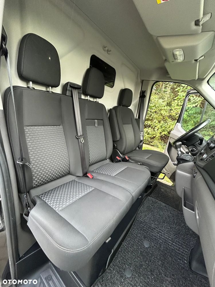 Ford Transit Maxi - 16