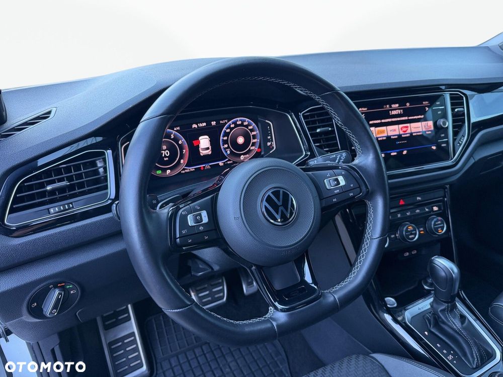 Volkswagen T-Roc - 13