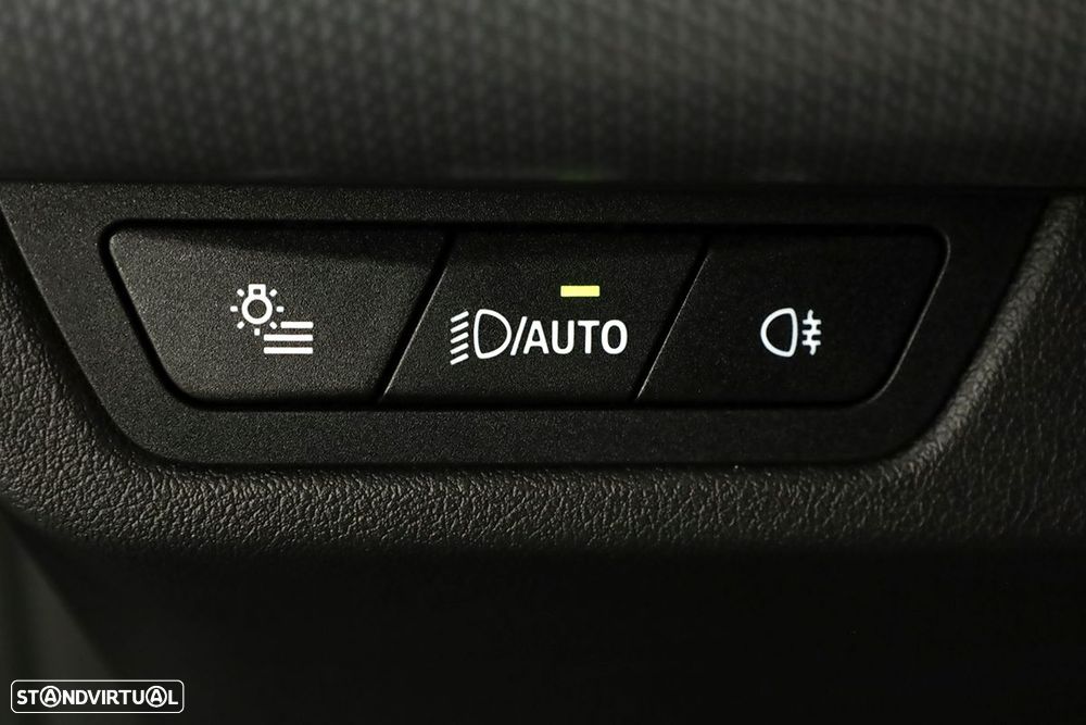 BMW X1 xDrive25e Pack Desportivo M - 18