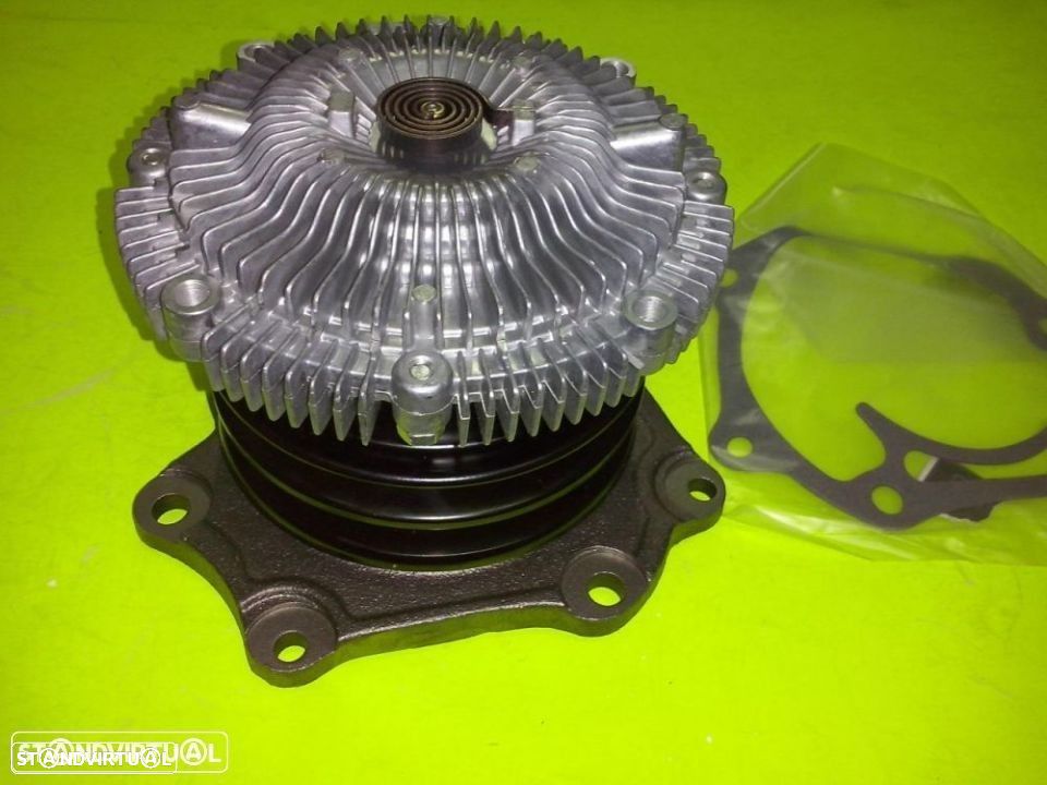 Bomba de água Nissan Terrano TD27 (Nova) - 1