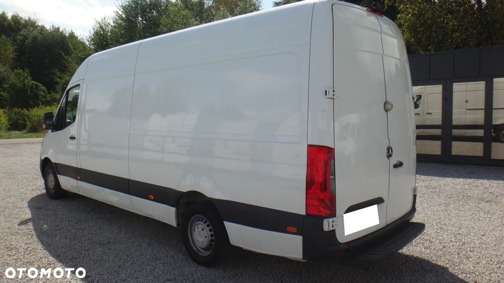 Mercedes-Benz Sprinter - 7