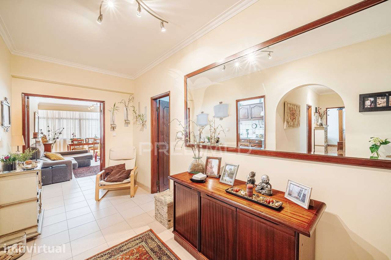 Apartamento T3 em Massamá – Luminosidade, Conforto e Localização Pr... - Grande imagem: 2/32
