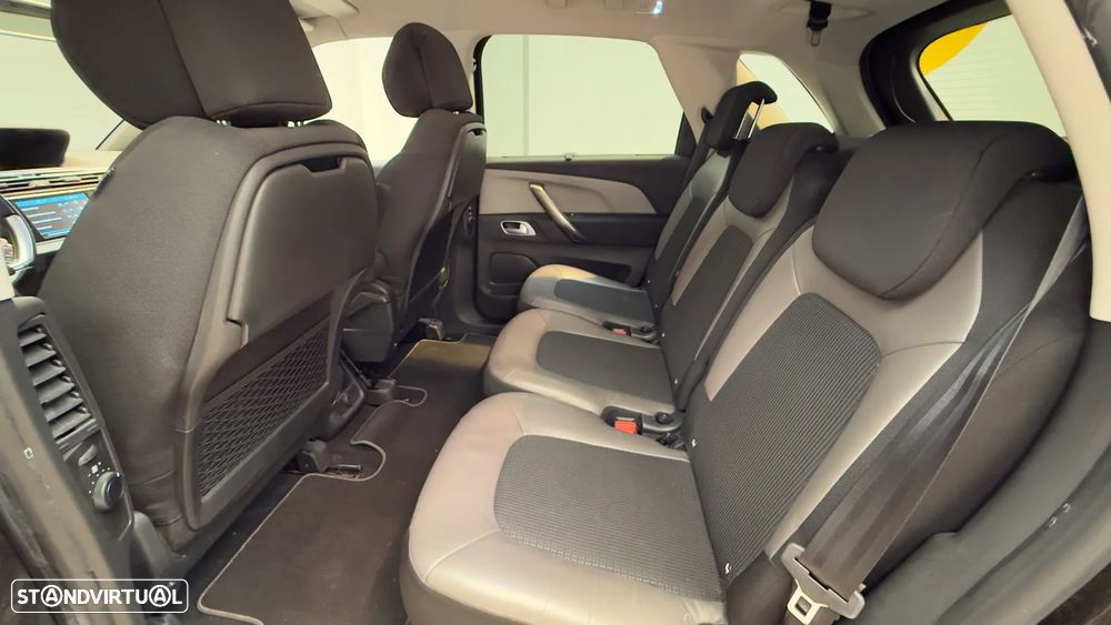 Citroën C4 Spacetourer PureTech 130 Stop&Start SHINE - 10