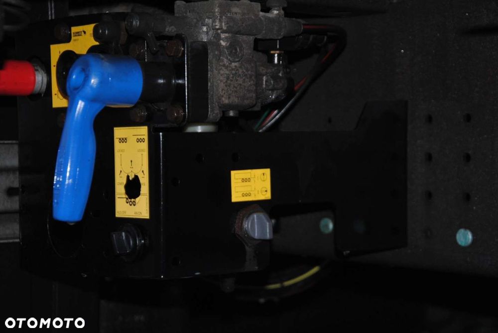 Schmitz Cargobull Varios Mega, podnoszona oś - 16