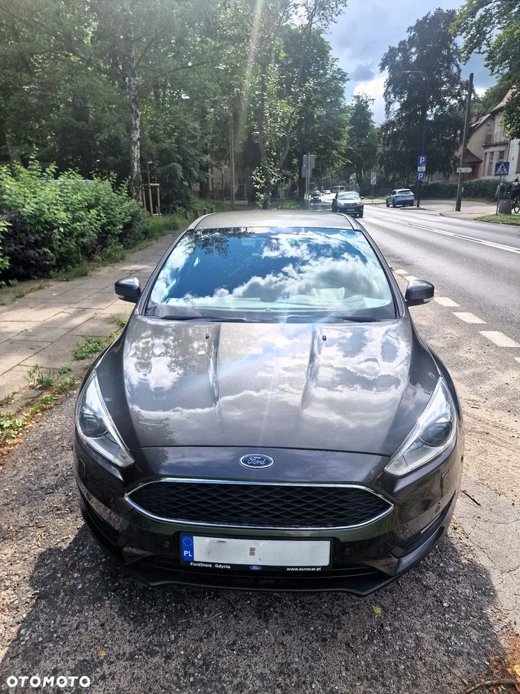 Ford Focus 1.5 EcoBoost SYNC Edition ASS - 2