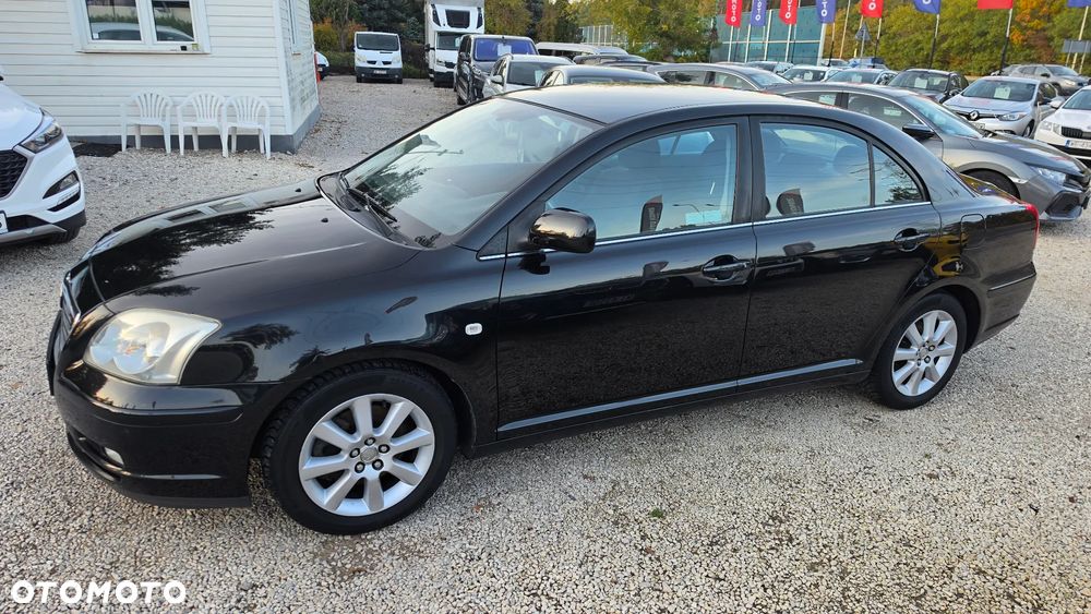 Toyota Avensis 2.0 VVT-i Sol - 16