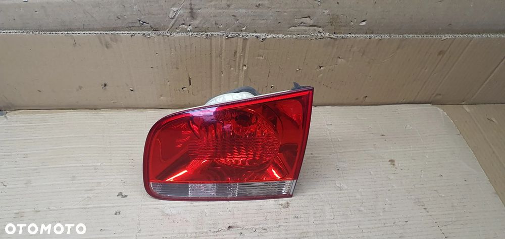 Lampa prawy tył tylna prawa w klapę VW Touareg 7L 7L6945094H - 2
