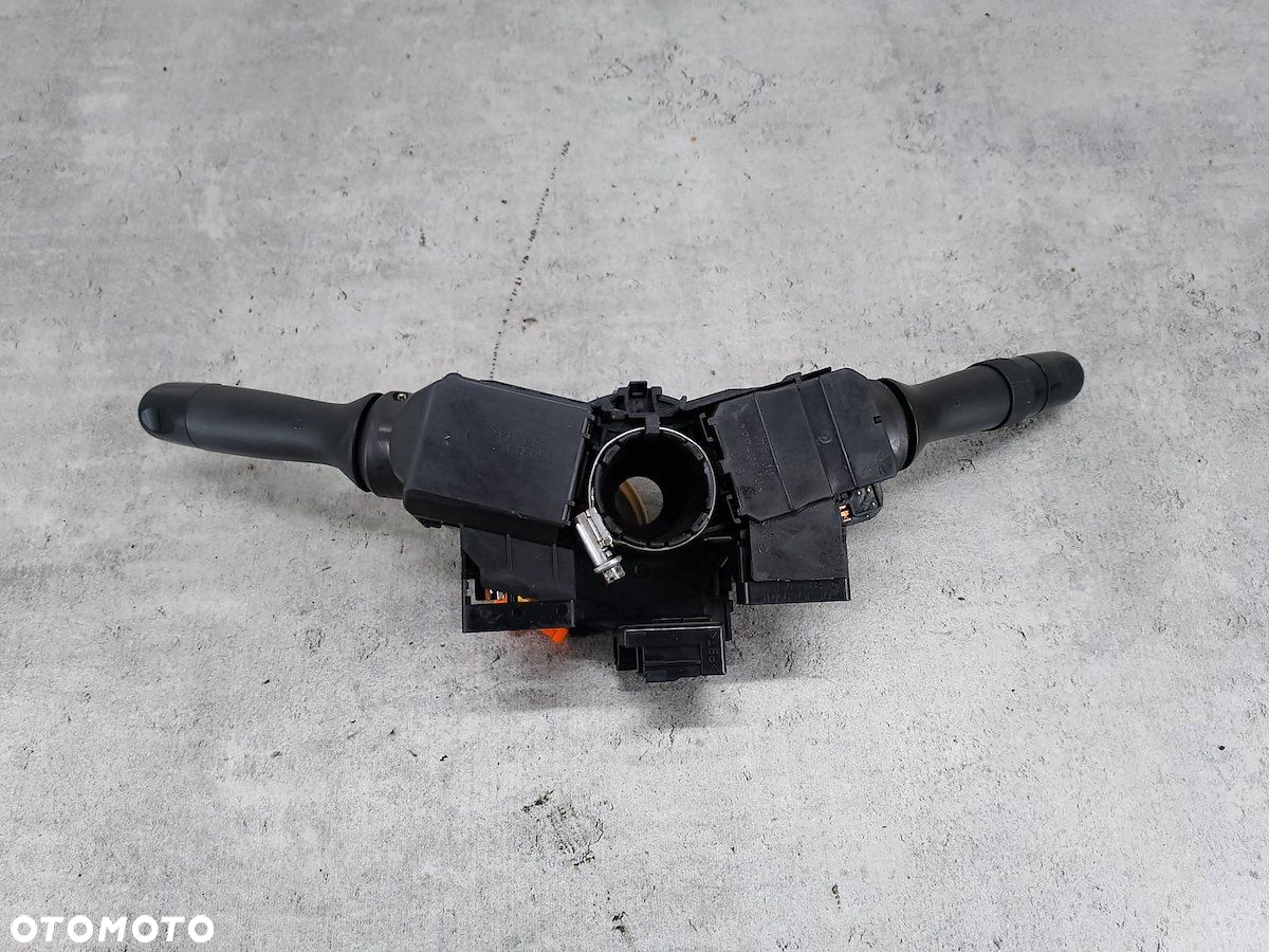 PRZEŁĄCZNIK ZESPOLONY TOYOTA YARIS II 52160 17F019 1.0 VVT-I - 5