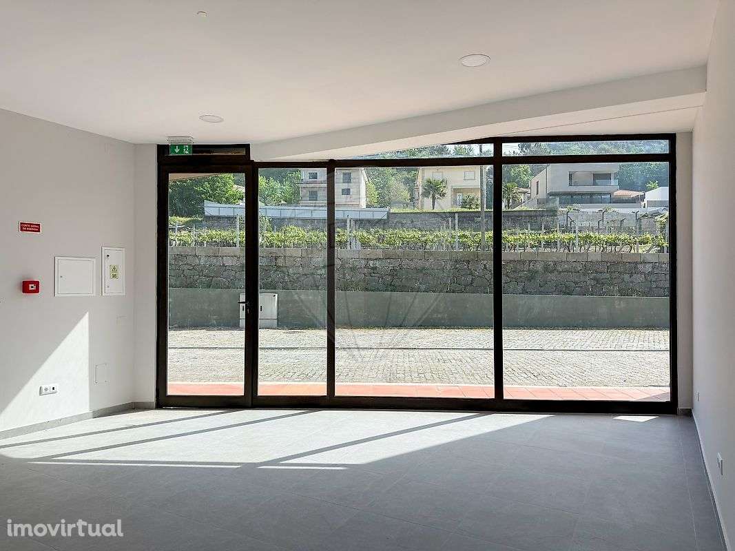 Loja  para arrendamento - Grande imagem: 4/16