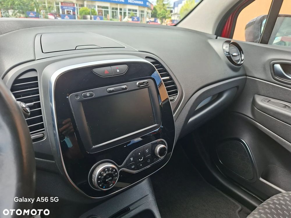 Renault Captur - 24