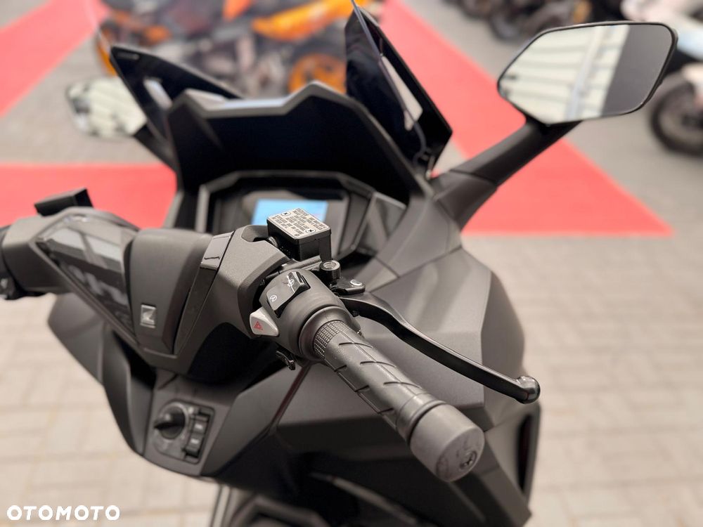 Honda NSS - 9