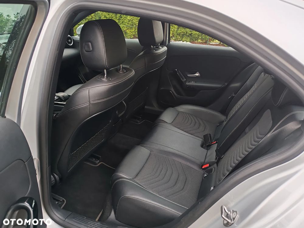 Mercedes-Benz Klasa A 180 d 7G-DCT Edition 19 - 19