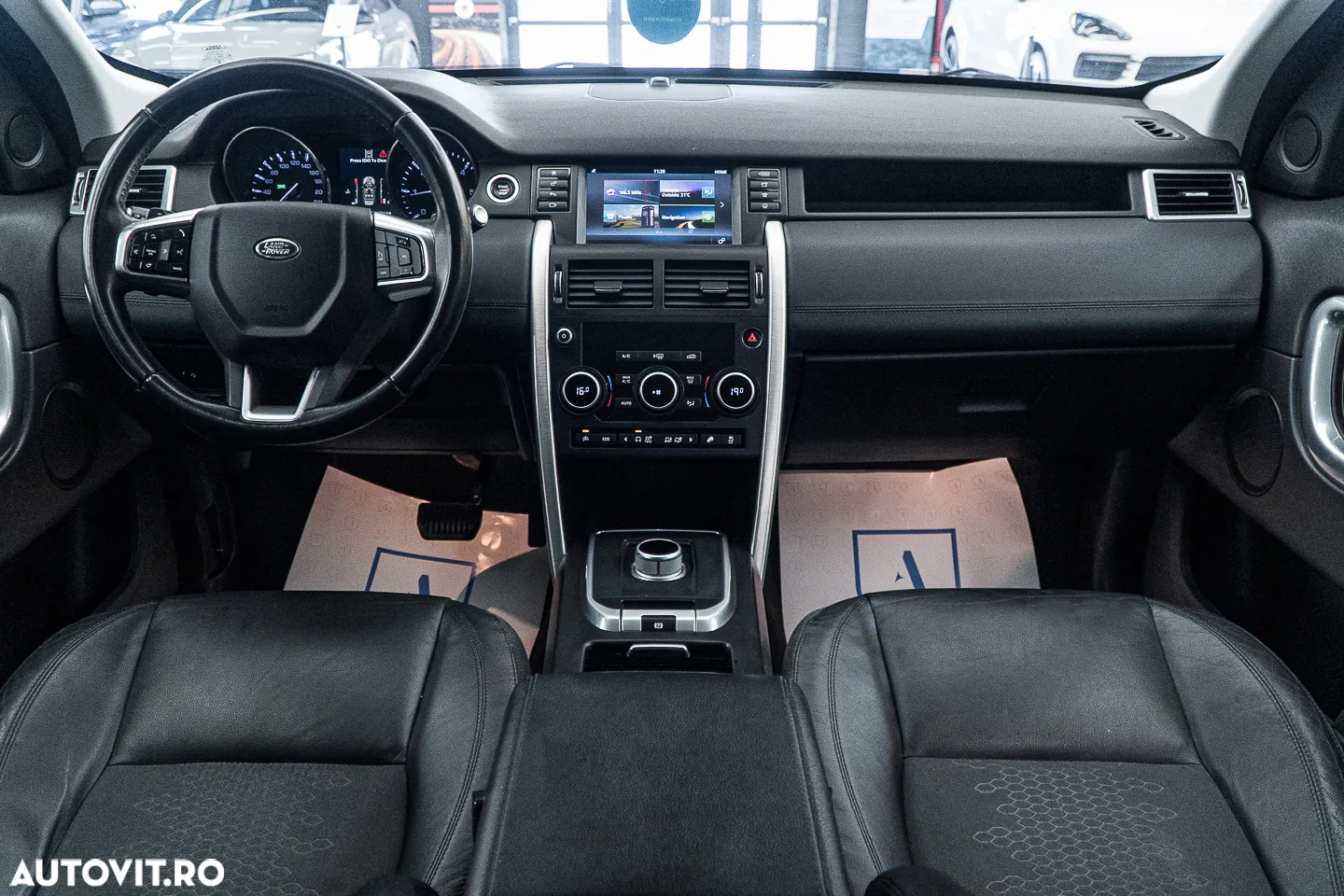Land Rover Discovery Sport 2.0 l TD4 HSE Aut. - 26