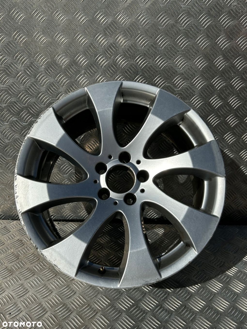 FELGA MERCEDES 81/2Jx18 ET28 5x112 A2194012802 - 1