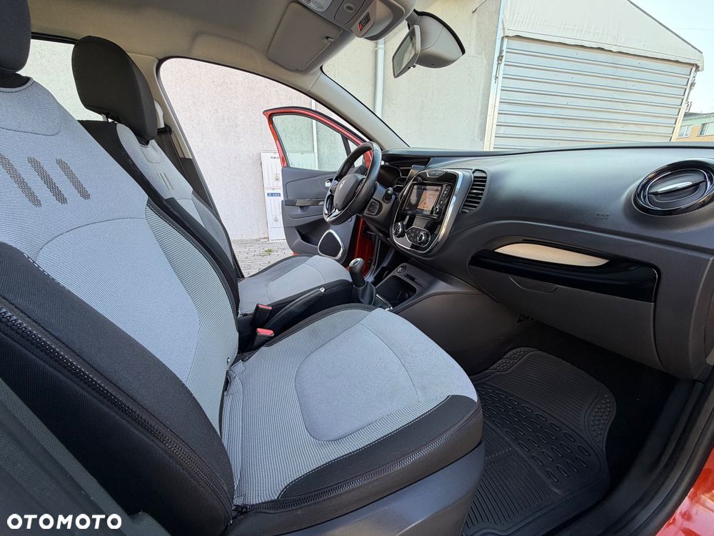 Renault Captur ENERGY TCe 90 Start&Stop Luxe - 17
