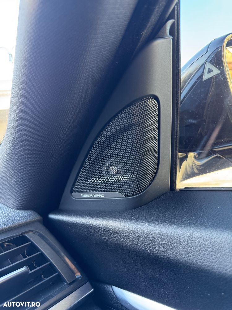 BMW Seria 3 320d Aut. Luxury Line - 12