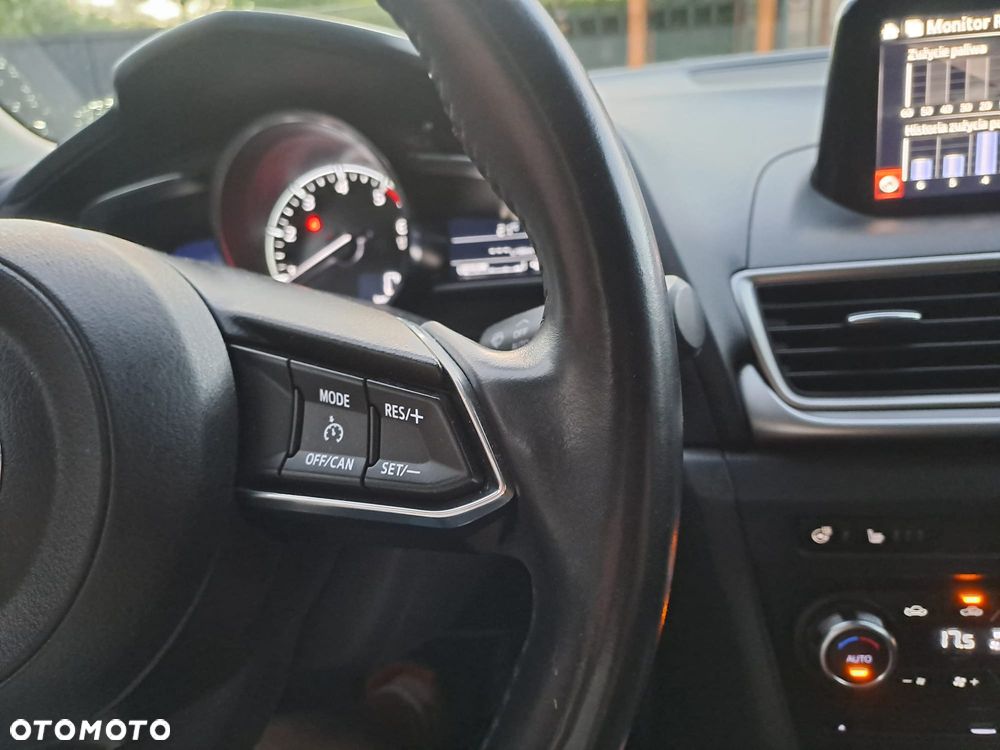 Mazda 3 - 15