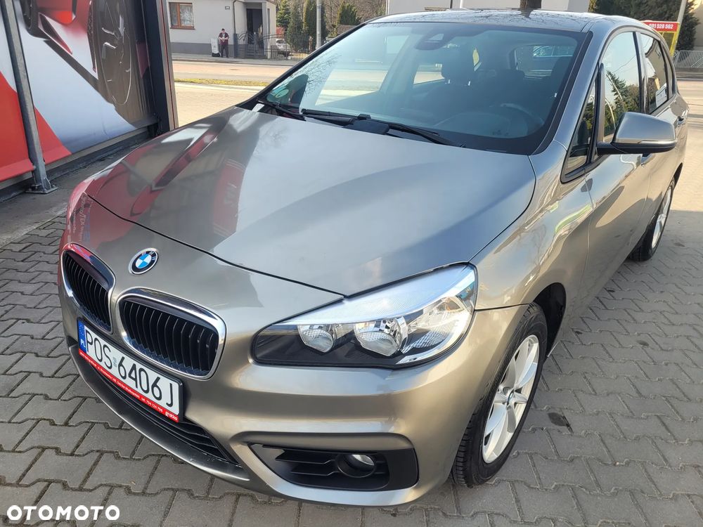 BMW Seria 2 218d - 6
