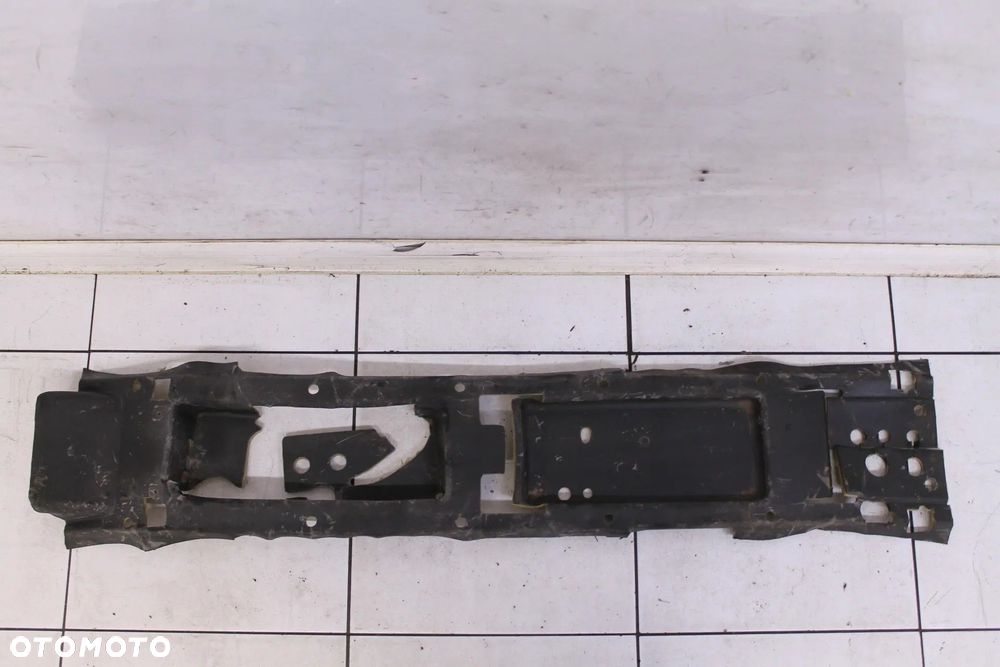 AUDI R8 420 06- WYGŁUSZENIE PIANKA TUNELA SKRZYNI - 1