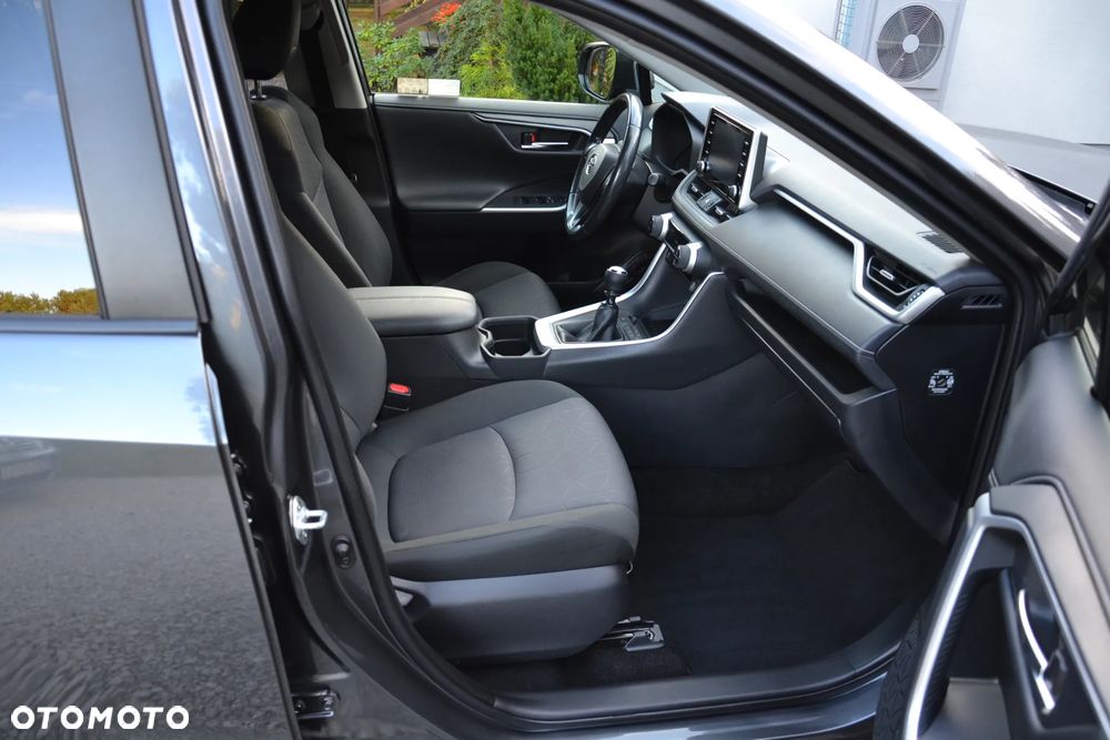 Toyota RAV4 2.0 Comfort 4x4 - 11