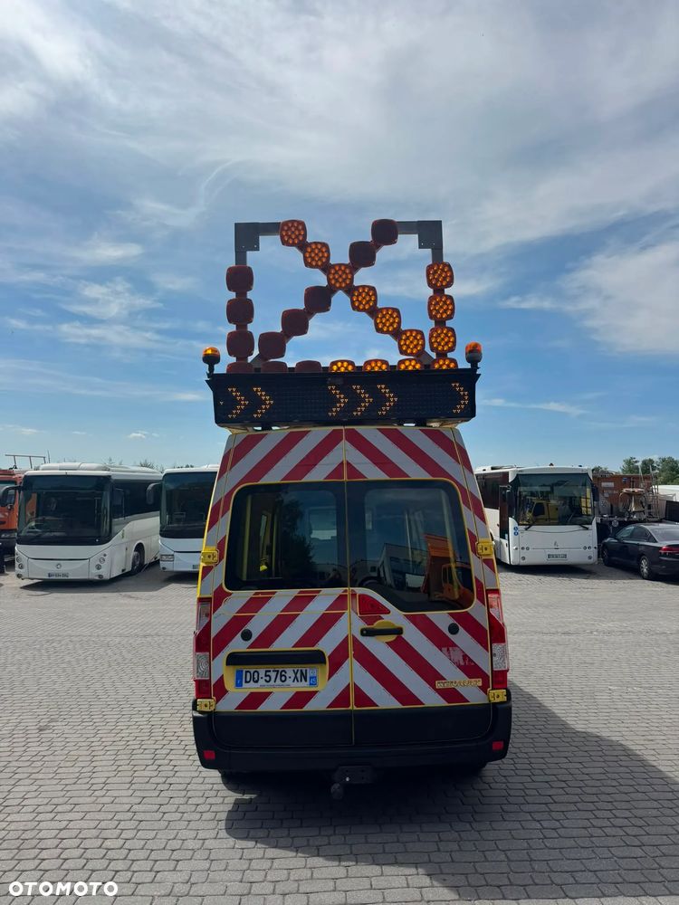 Renault Master 2015r. L3H2 Koguty Tablica LED 2 x Drzwi Przesuwne Obsługa Autostrady Roboty Drogowe - 6