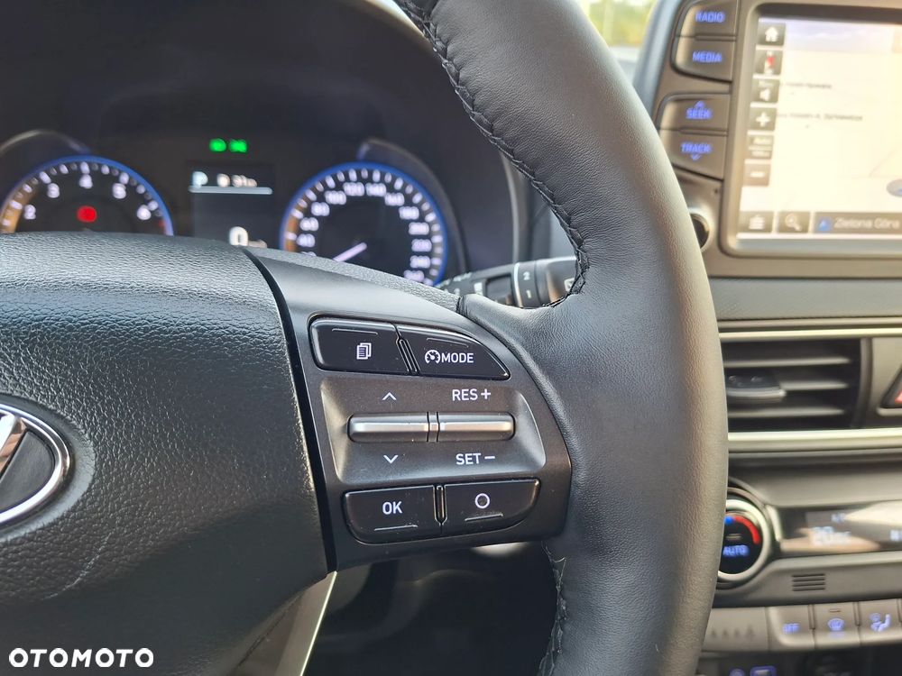 Hyundai Kona - 24