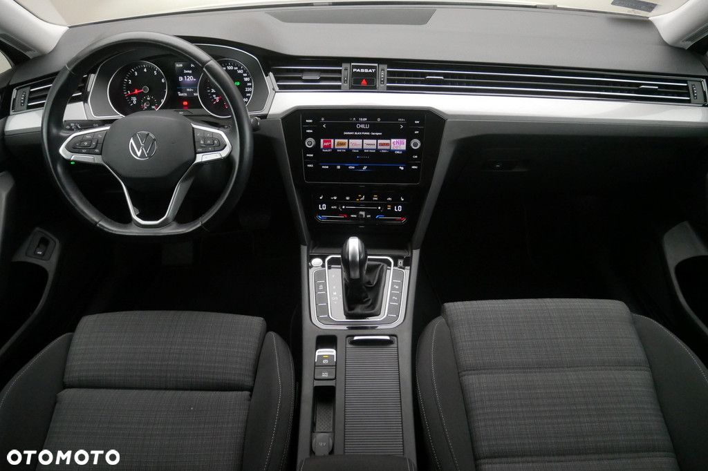 Volkswagen Passat 2.0 TSI Business DSG - 8