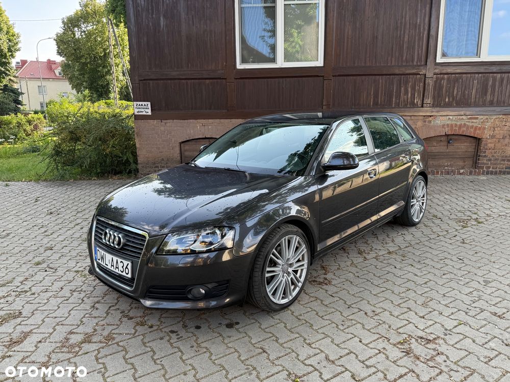 Audi A3 Sportback 2.0 TDI DPF Ambition - 2