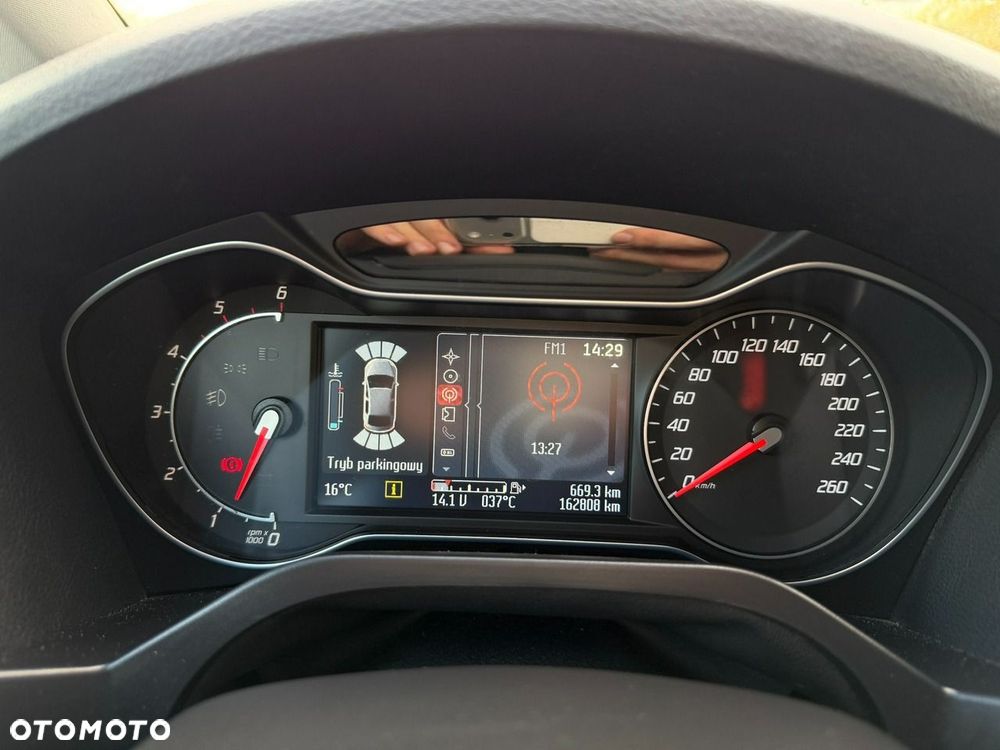 Ford S-Max 2.0 TDCi DPF Titanium X - 26