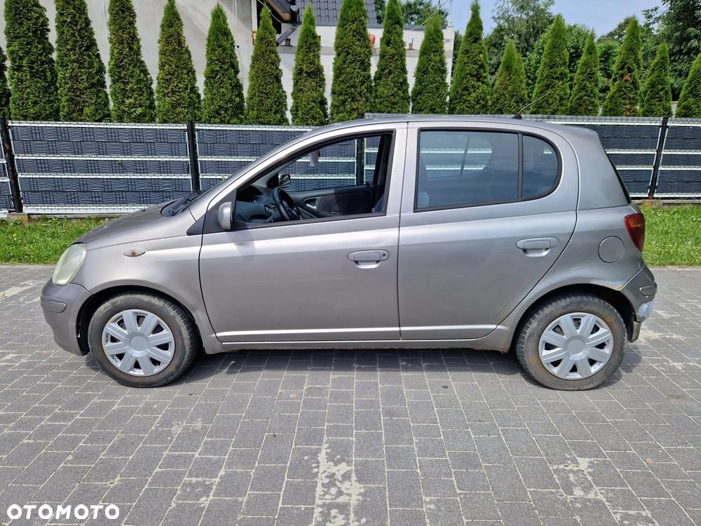 Toyota Yaris 1.4 D-4D Sol - 2