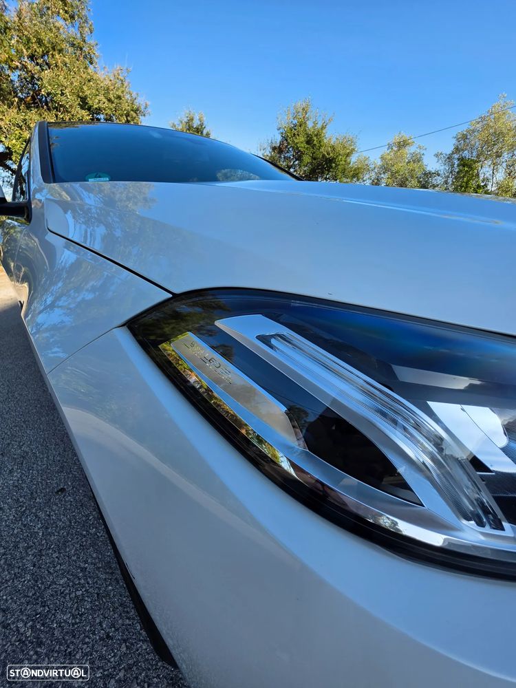 BMW 118 d Pack Desportivo M Pro - 6