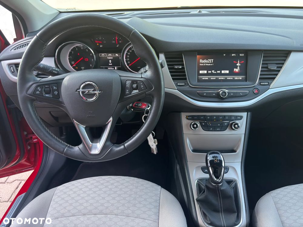 Opel Astra - 18