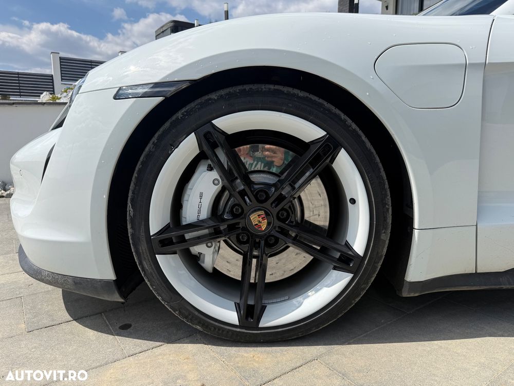 Porsche Taycan 4S Performancebatterie Plus - 11