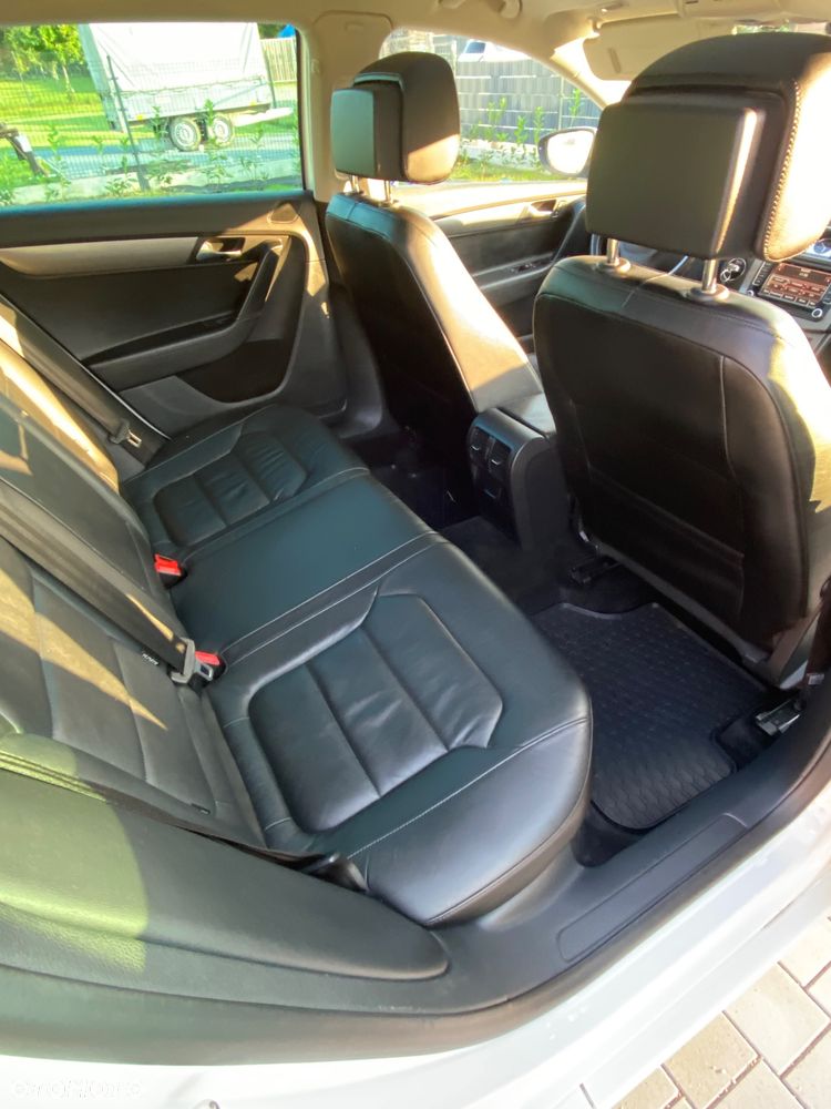 Volkswagen Passat Variant 2.0 TDI BlueMotion Technology Business Edition - 12