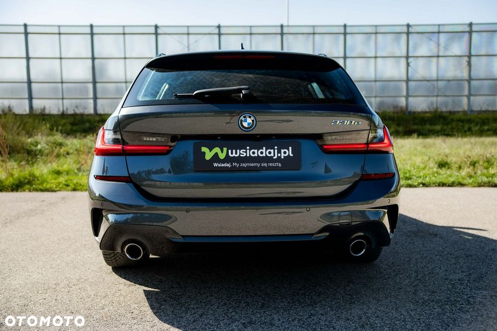 BMW Seria 3 330e PHEV M Sport - 6