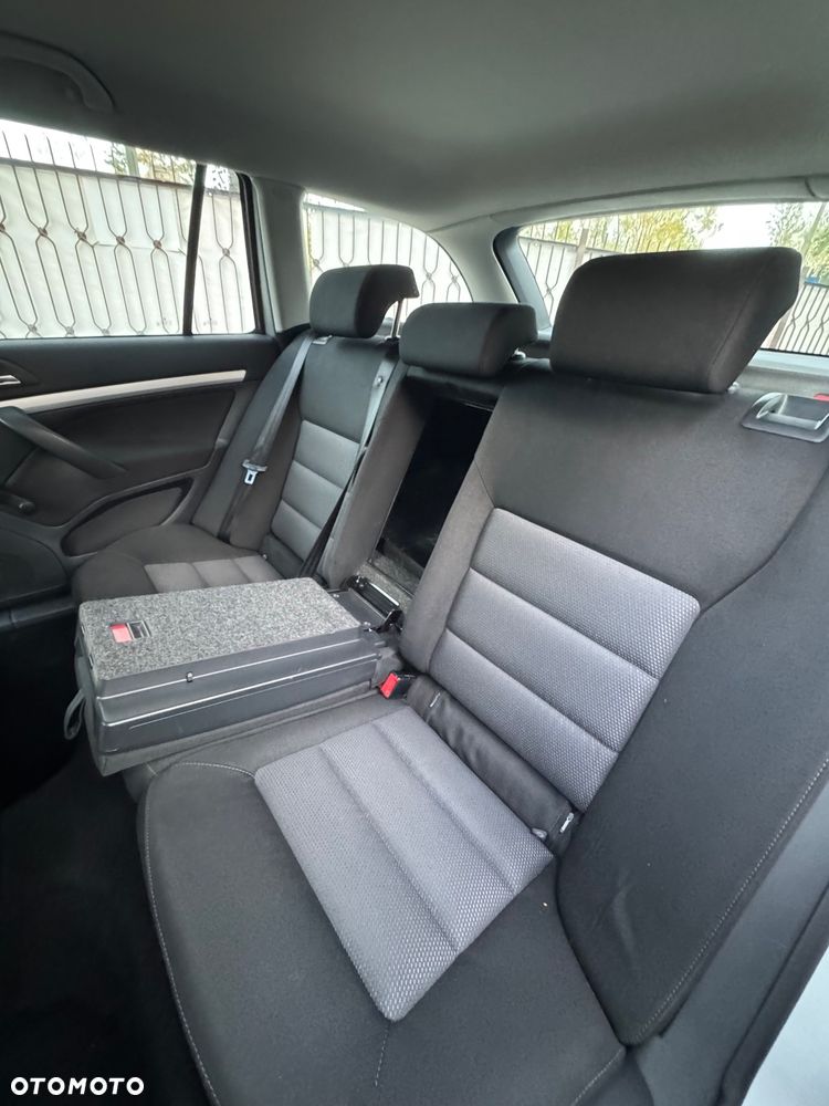 Skoda Octavia 1.6 Ambiente EU5 - 22