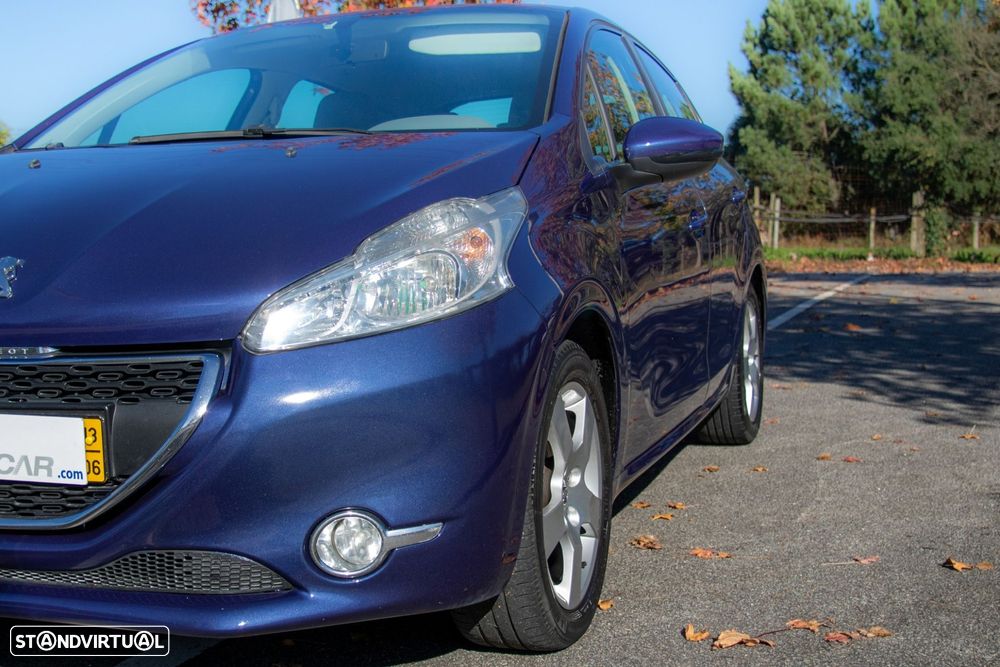 Peugeot 208 1.4 HDi - 11